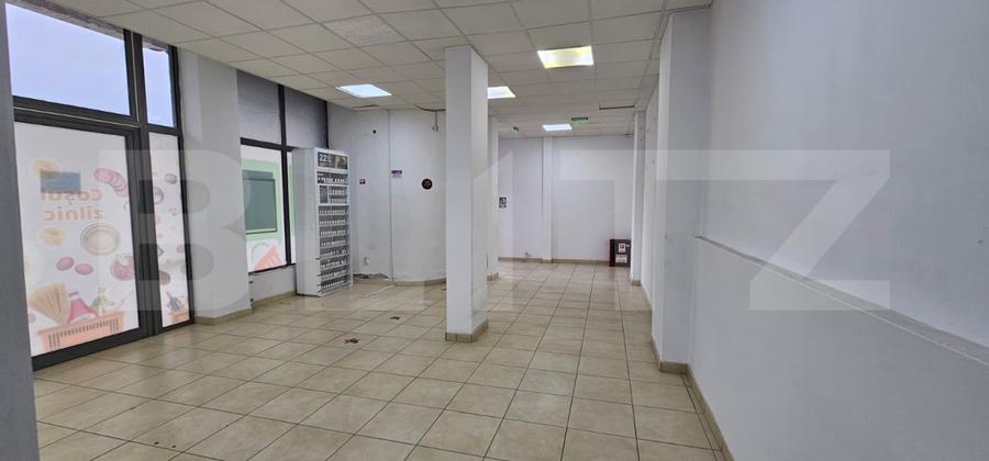 Spațiu comercial de închiriat – 120 mp - zona Liceul Auto