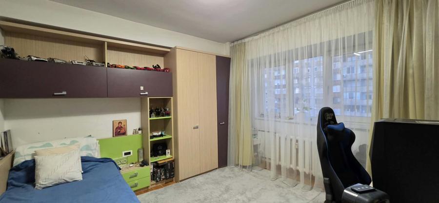 Apartament cu 3 camere de vânzare – Nufărul-AP1554