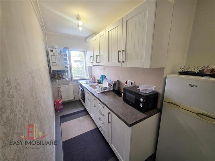 Apartament 2 camere, UMF, renovat, bloc izolat, Targu Mures