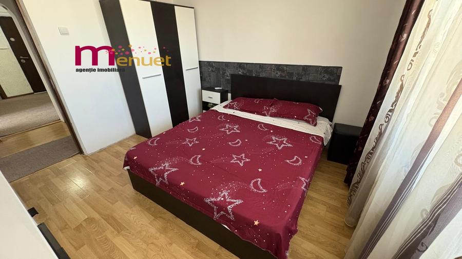 Apartament 3 camere,zona Piata Noua