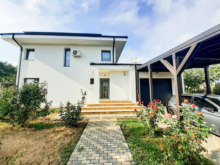 Vila de vanzare Valea Lupului