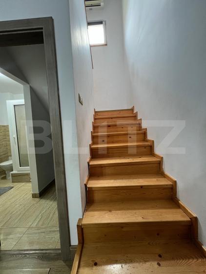 Casă de lemn autentică, 4 camere + încălzire cu șemineu și centrală pe lemne