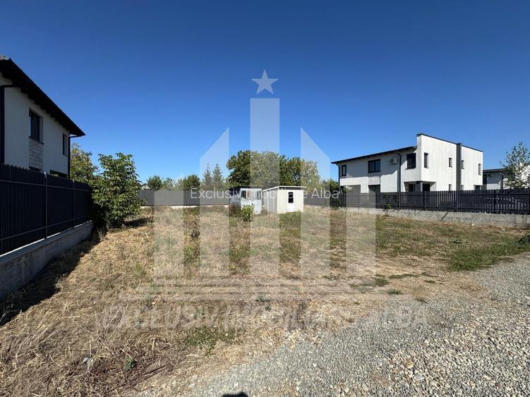 Teren intravilan | 460 mp | 24 ml deschidere | Cetate - 2