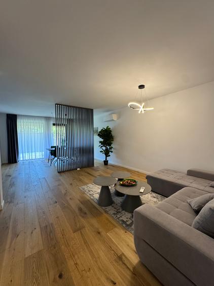 Aviatiei | Curte | 76 + 65 m2 | Parcare | Boutique