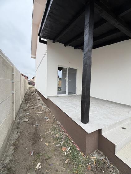 Duplex modern 4 camere, 313 teren, 95mp utili in Mosnita Noua