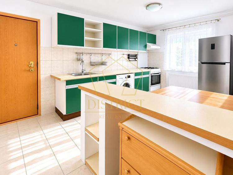 Apartament cu 3 camere decomandat I Girocului