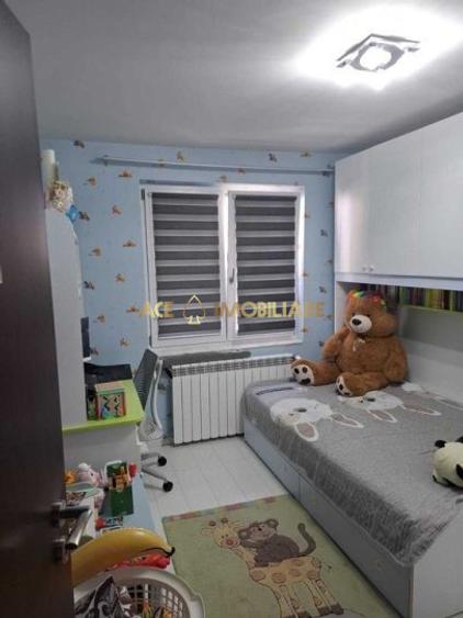 4 Camere de inchiriat | Crangasi | Metrou | Centrala | Parcare |