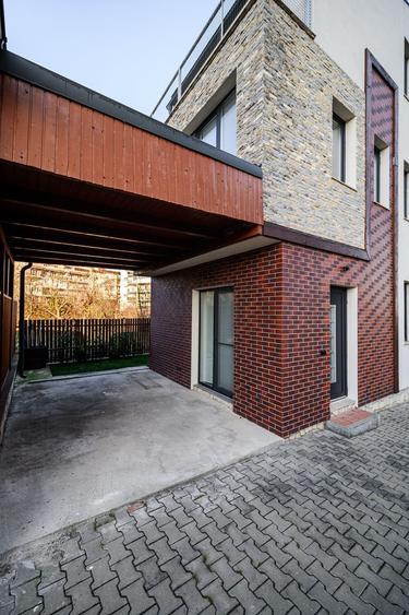 Duplex Cu Gradina si 2 Parcari in Buna ZIua