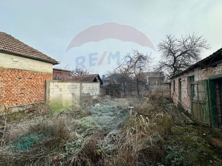 Teren intravilan 572mp cu utilitati trase Zona Tabacovici