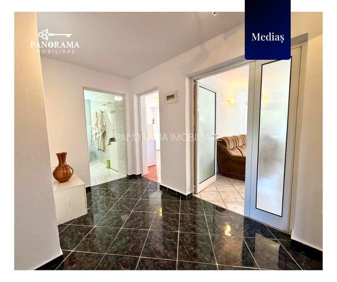 Apartament la casă cu curte proprie în Aviatorilor Mediaș - 3