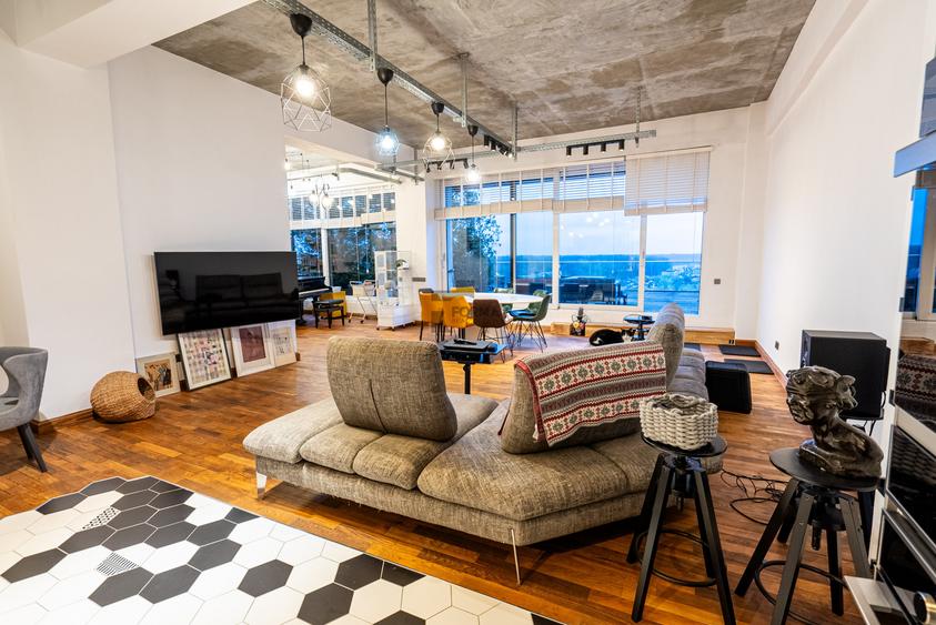 Penthouse Exclusivist in Pipera cu Lift Direct si Vedere la Pădure