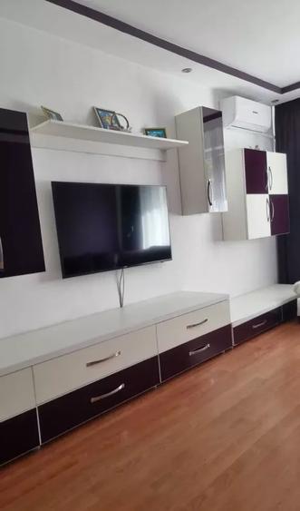 Apartament 3 camere, renovat, cu 2 băi și balcon - Titan, Sector 3