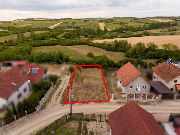 RECO Teren intravilan in Paleu cu priveliste spre Dealuri aproape de Oradea