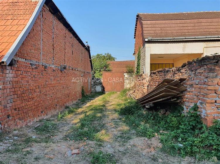 Bocsa Montana, Casa Solida + Teren, Strada Principala - 28