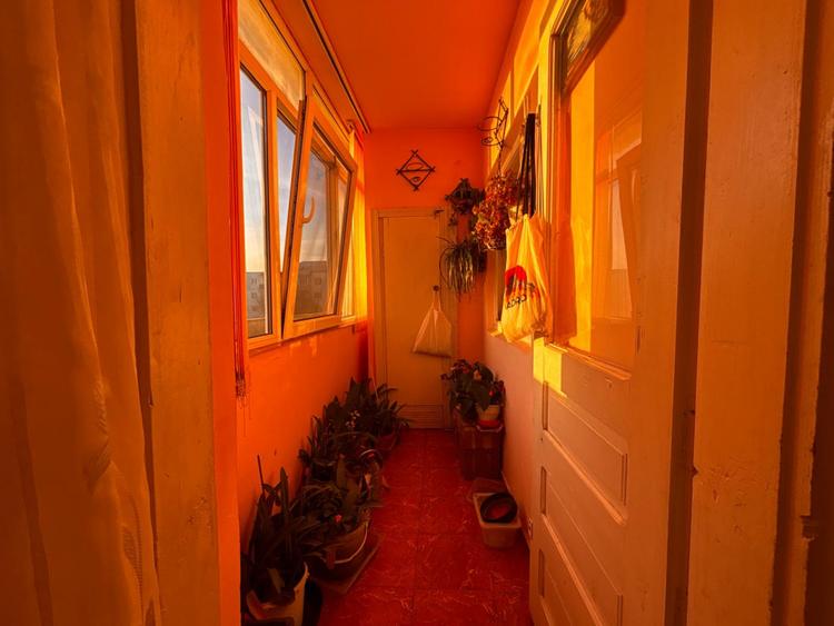 Apartament 4 camere de vânzare – Calea Moldovei