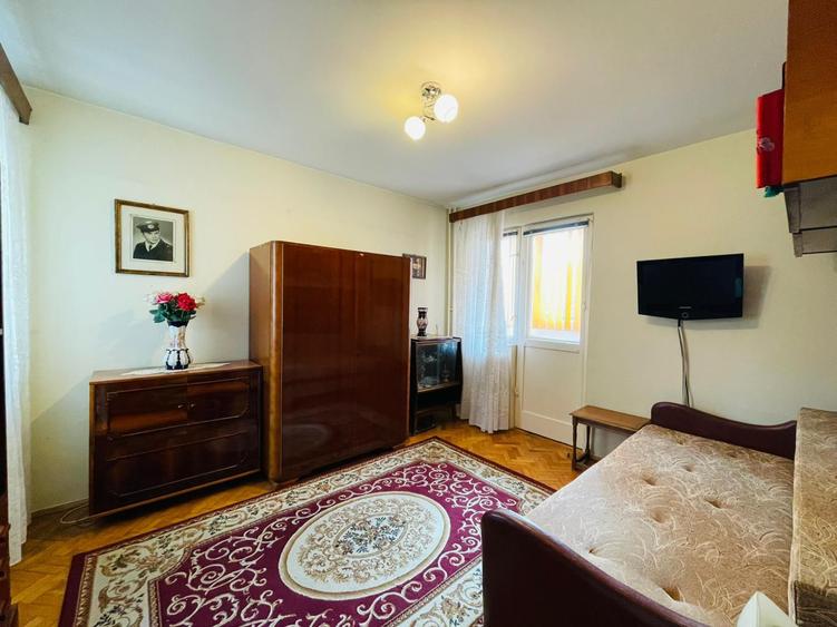 Apartament 3 camere | decomandat | etaj 3 | Mănăștur