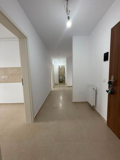 Apartament 3 camere decomandat Tip 2V