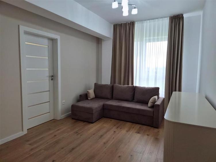 Apartament de lux 3 camere balcon parcare zona Calea Surii Mici