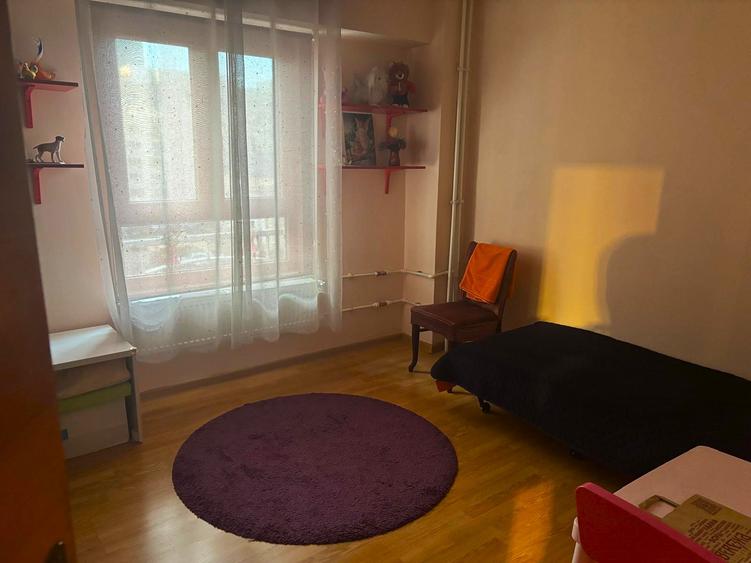 APARTAMENT 3 CAMERE 4/8 83 MP BL 1991 MONOLIT 5 MINUTE METROU VEDERE MIXTA
