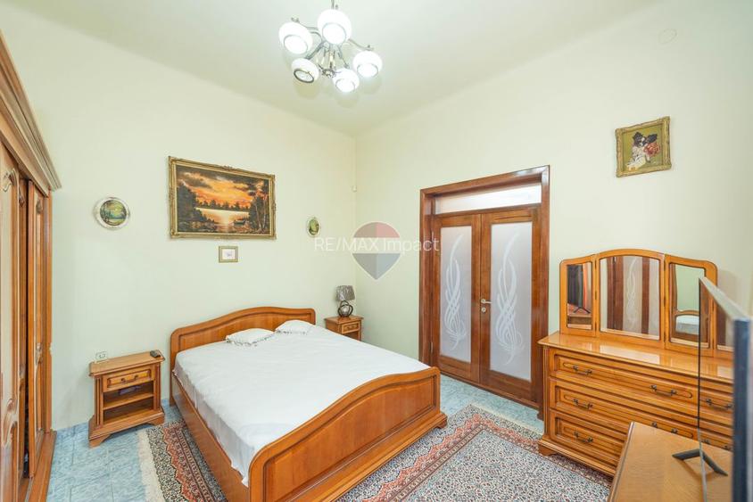Vila de vanzare 240 mp utili, piscina, teren 1000 mp, central Calarasi - 7