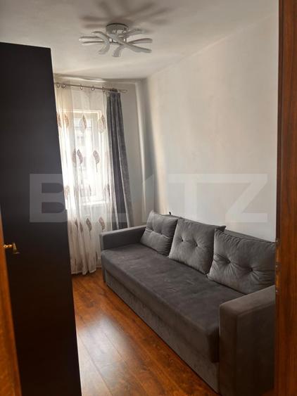 Apartament modern cu 3 camere, în zona centrală – vis-a-vis de Piața 1 Mai