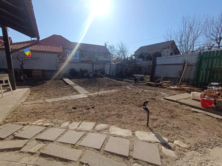 Casă renovată complet în Sebeș, 3 dormitoare, teren 367 mp