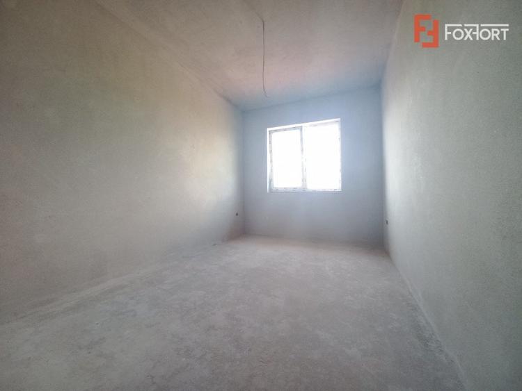 Duplex 4 camere despartit prin perete dublu - Giroc - ID V3463