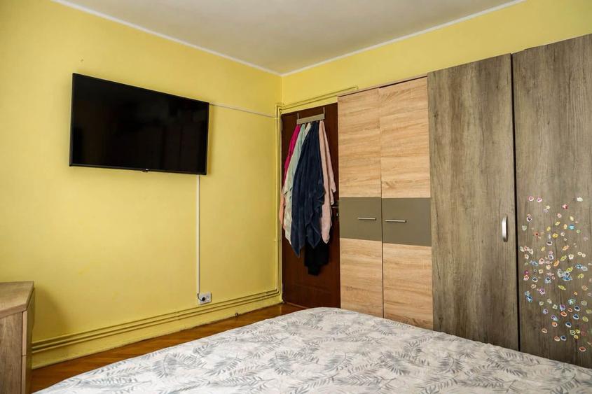 APARTAMENT 3 CAMERE | FALEZĂ NORD | ETAJ 2
