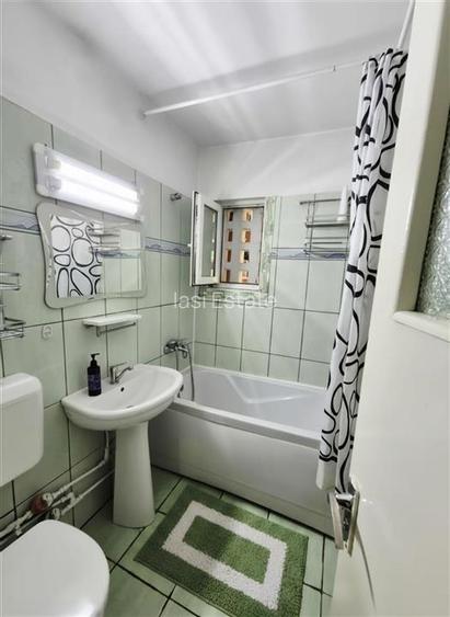 Apartament cu 3 camere zona Podu Ros - 9
