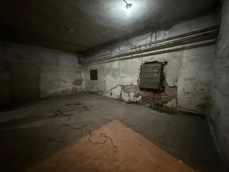 Exclusivitate!Com0%!Ap la subsol 118mpu în Z.Ultracentrală Str.Universității nr1