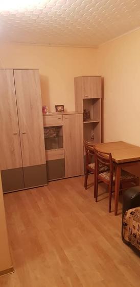 2 camere , bloc 1975, pe str. Valea Lunga