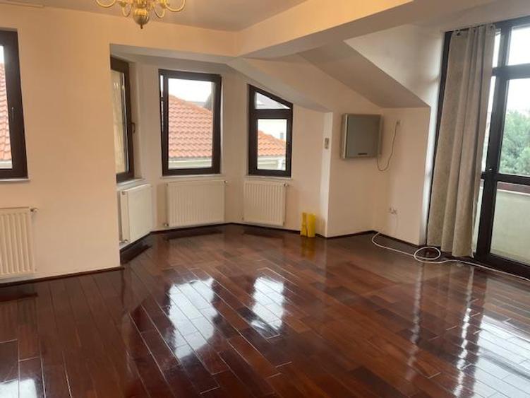 Vila duplex P+1+M Drumul Potcoavei