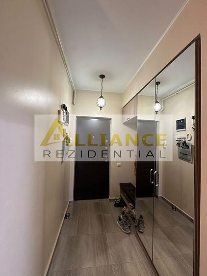 3 camere | 75,54 mp | 2 bai | Metrou 1 Decembrie–10 minute | 2 parcari