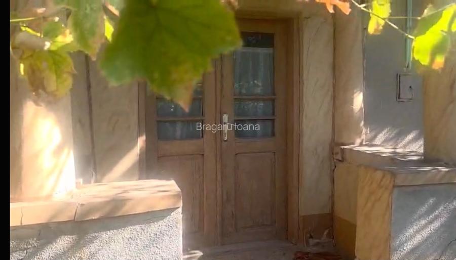 Casă cu grădină în Giubega, Județul Dolj - 2