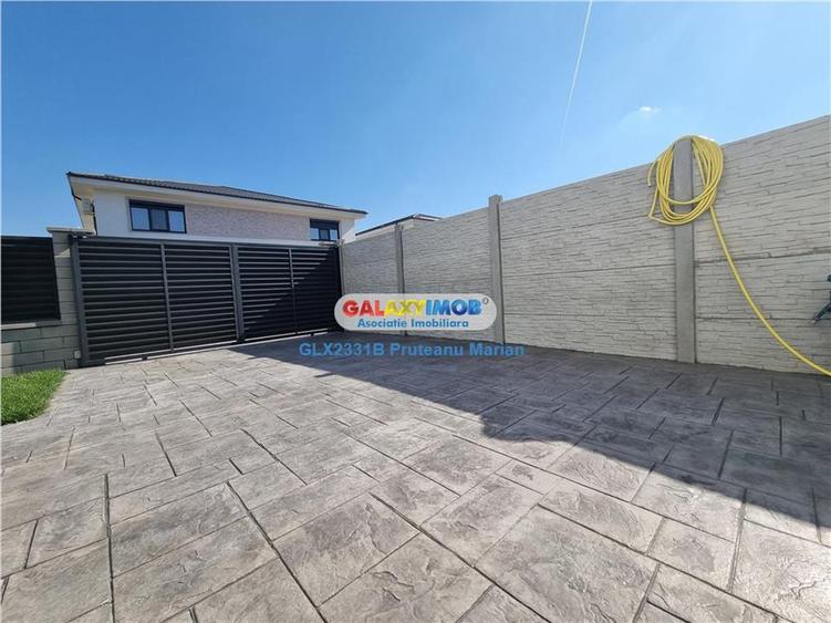 Vanzare casa de tip Duplex cu 370 mp de teren situat la Str Margelelor