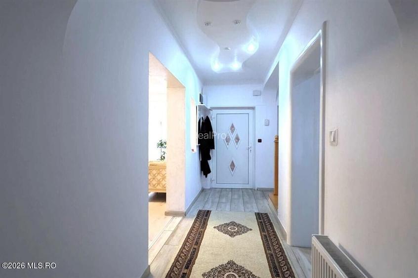 Techirghiol - Centru, casa tip duplex P+M, lot 293 mp si 154 mp utili! - 28
