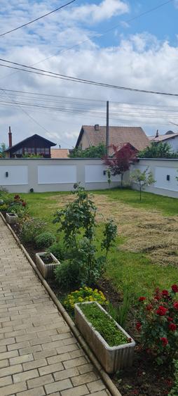 Vand /schimb casa P+M zona Zavoi