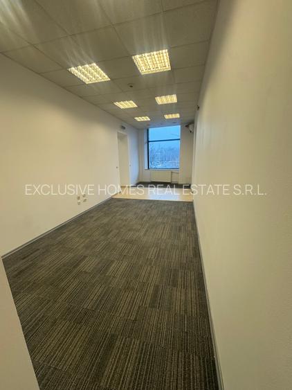 Inchiriere Spatiu Comercial stradal  Piata Victoriei - 19