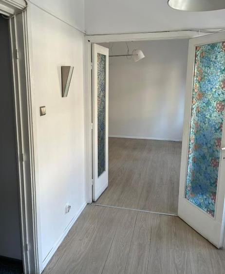 3 camere | Calea Victoriei | 4 balcoane | centrala