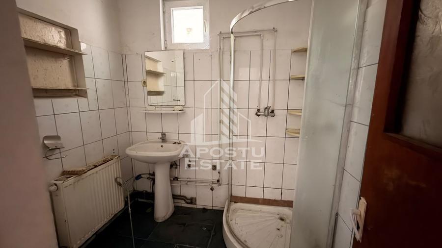 Casa renovabila cu 3 camere | 512 mp teren | Zona Calea Sagului