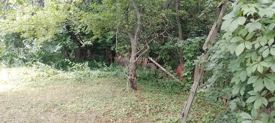PRIVAT 844mp cu Casa si Utilitati - Zamca, Ideal pentru Locuinta sau Investitie - 2