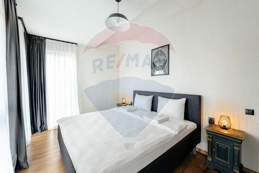 Apartament ultrafinisat cu 3 camere de inchiriat | Semicentral