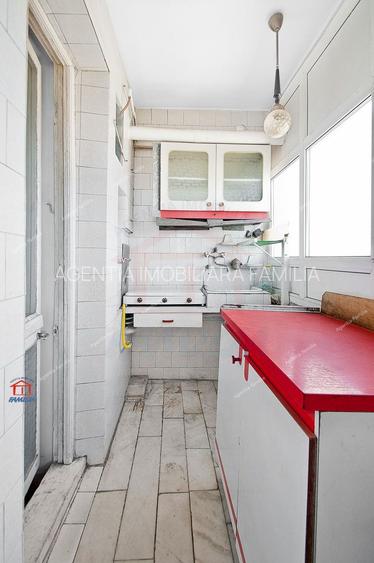 Apartament 2 camere, semidecomandat, etaj 9  – Tiglina 2 - 19
