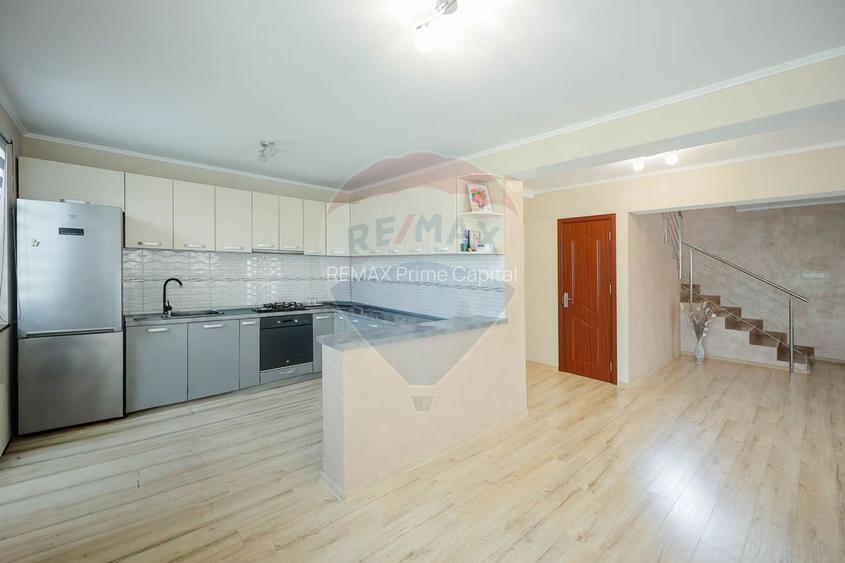 Casă / Vilă de vânzare cu 7 camere, în Haieu - 6