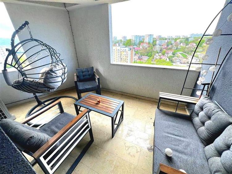 Apartament INTABULAT in Tatarasi: 4 camere, 93 mp, parcare inclusa