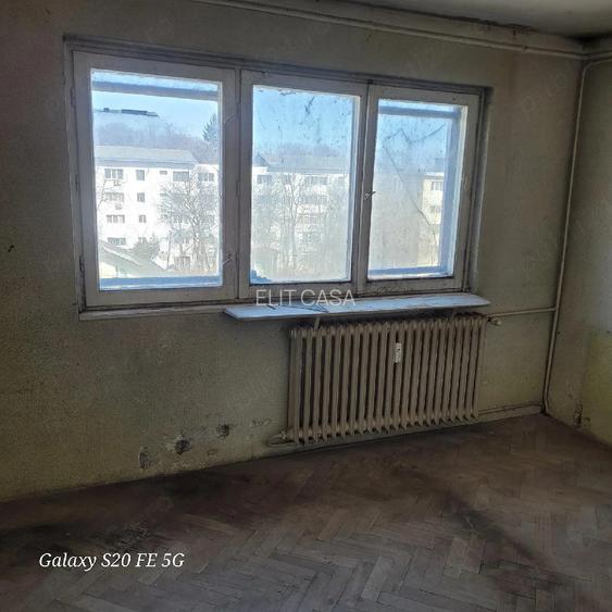 Apartament cu 2 camere, zona Tatarasi - 6