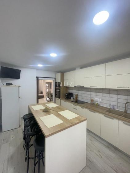 Duplex de vanzare, 2 unități, 8 camere, 300 mp, zona centrala - 9