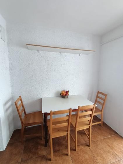 Inchiriez apartament 3 cam Brazda lui Novac