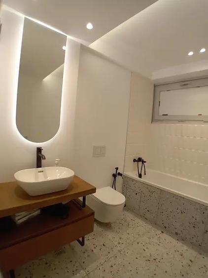 Parter cu terasă de 27 mp langa  Lac Băneasa, 3 camere