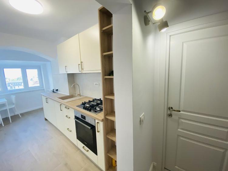 Studio totul nou Casa Poporului lângă SRI+parcare+centrală termica